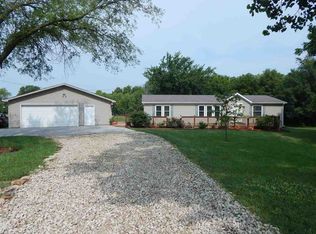 11583 S Auburn Rd, Carbondale, KS 66414