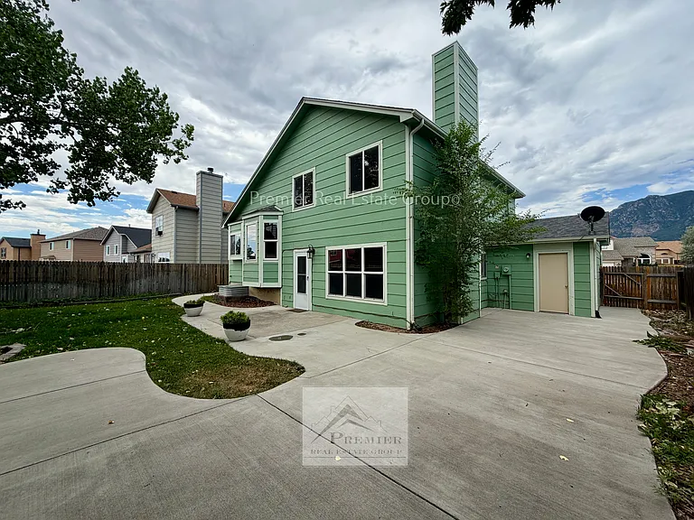 1428 Coolcrest Dr — Photo 20