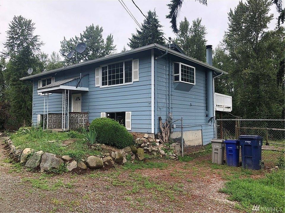 1st image of 507 250th St NW