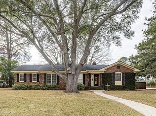 2019 Robinhood Rd, Albany, GA 31707