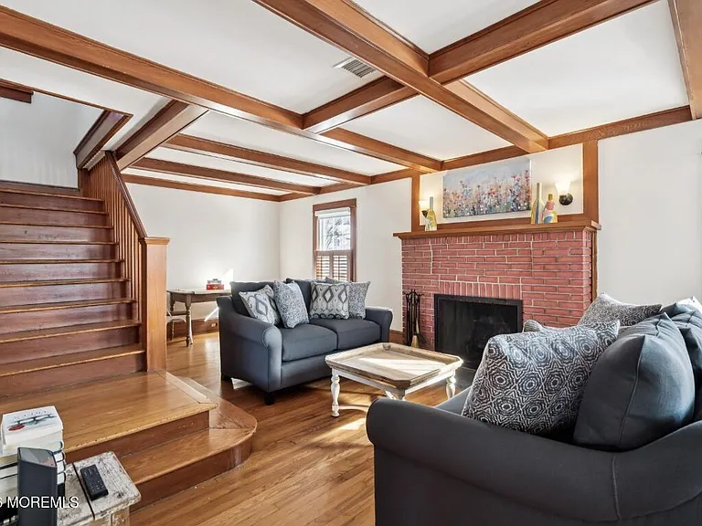 54 Osborne Ave — Photo 7
