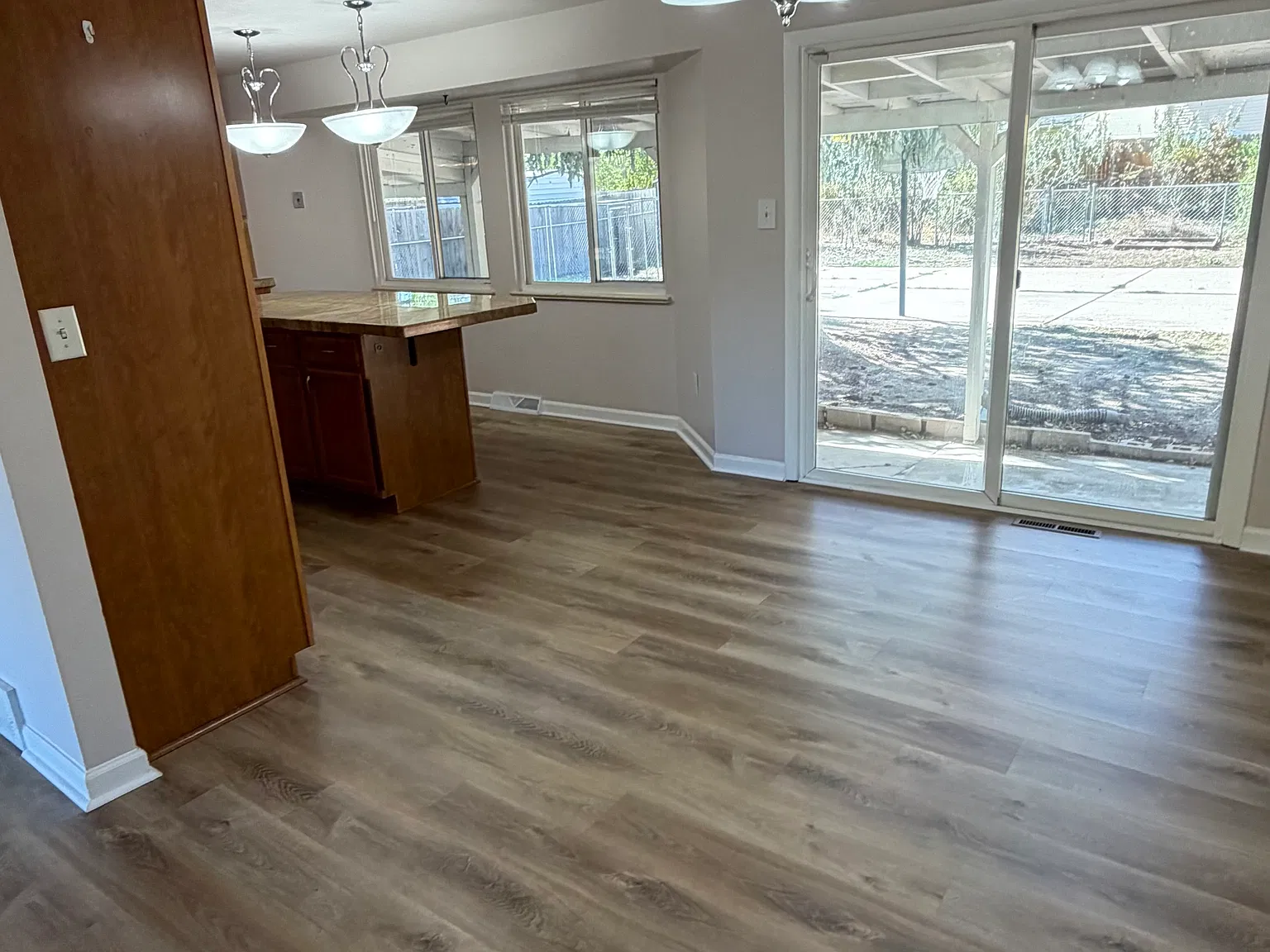 4 bed, 2278 sqft, $2,200 — Photo 3
