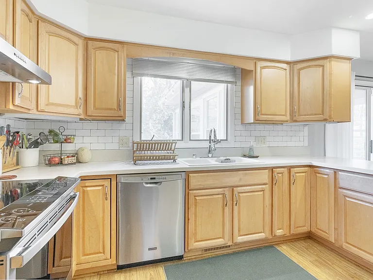 313 Walnut Grove Dr — Photo 14