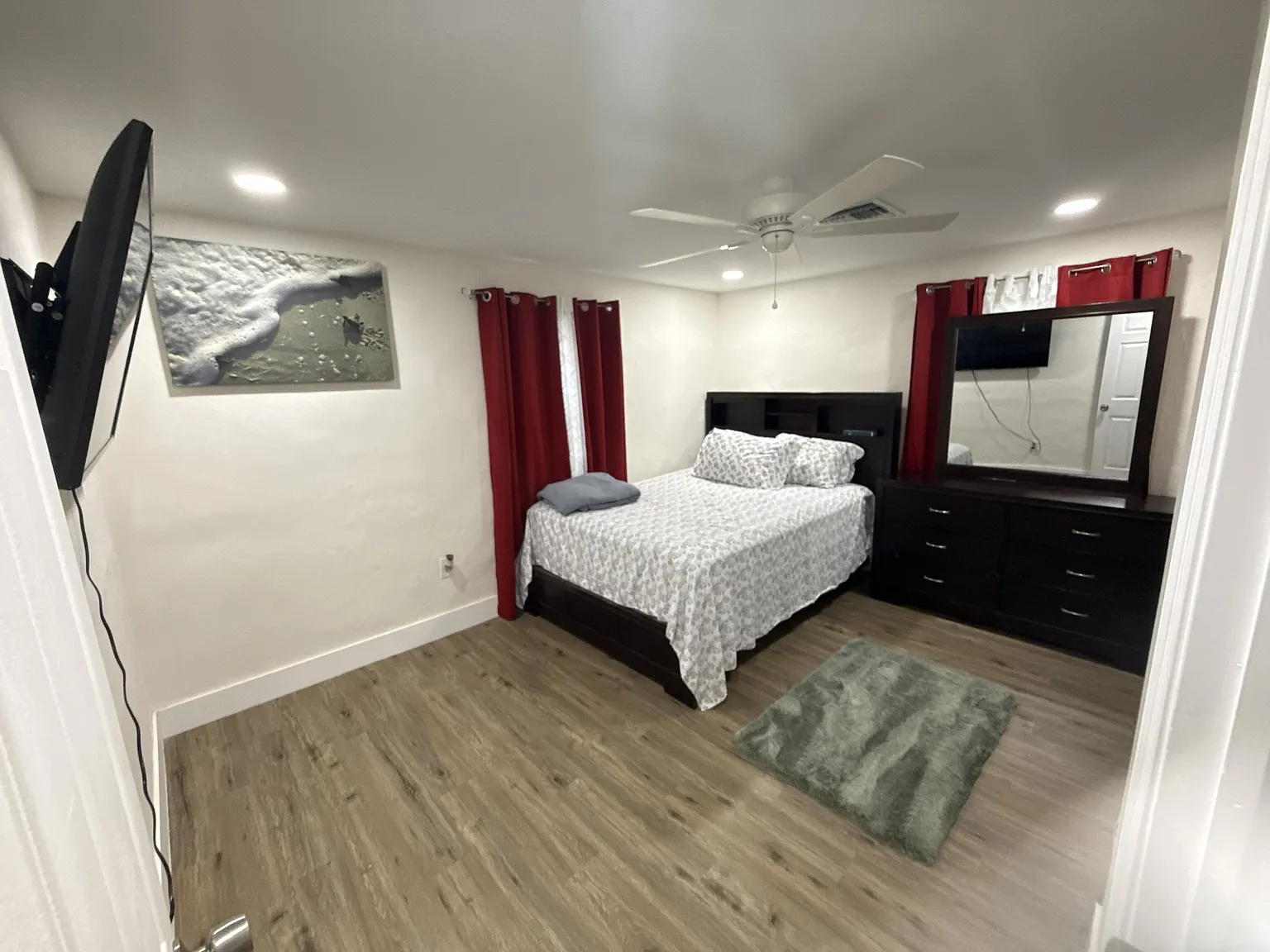 2 bed, 1016 sqft, $1,400 — Photo 3