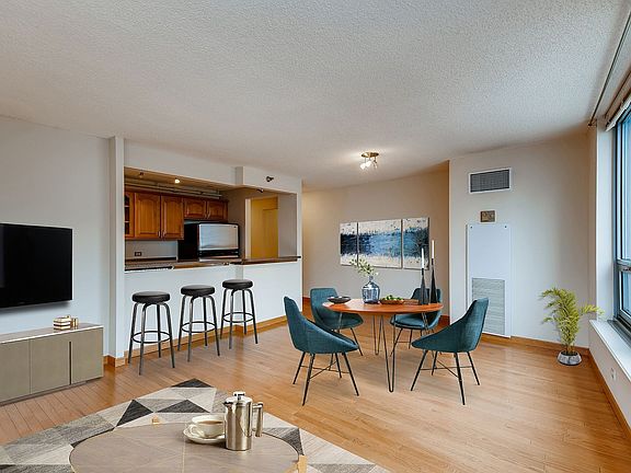 5th image of 440 N Wabash Ave APT 2511