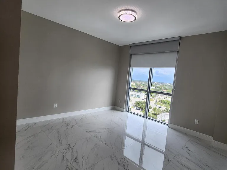 17301 Biscayne Blvd #1202 — Photo 24