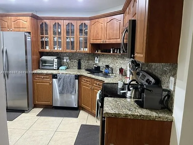 7410 SW 82nd St #K206 — Photo 2