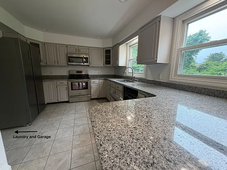8 Applewood Ln — Photo 7