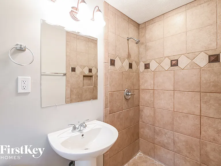 4353 Hale Pl — Photo 14
