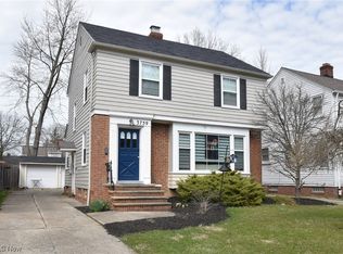 3759 Bainbridge Rd, Cleveland Heights, OH 44118