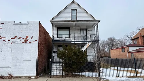 8224 S Muskegon Ave Photo 1