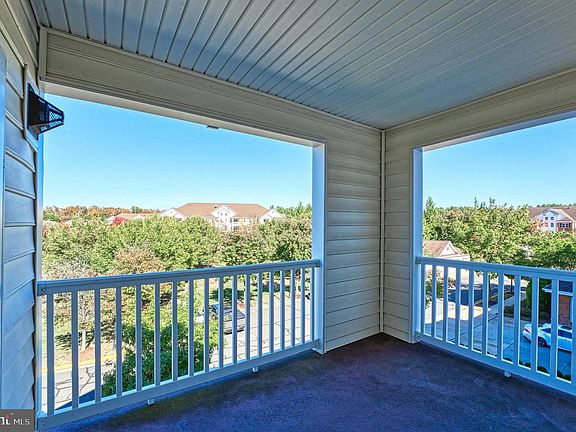 5th image of 15251 Royal Crest Dr #306
