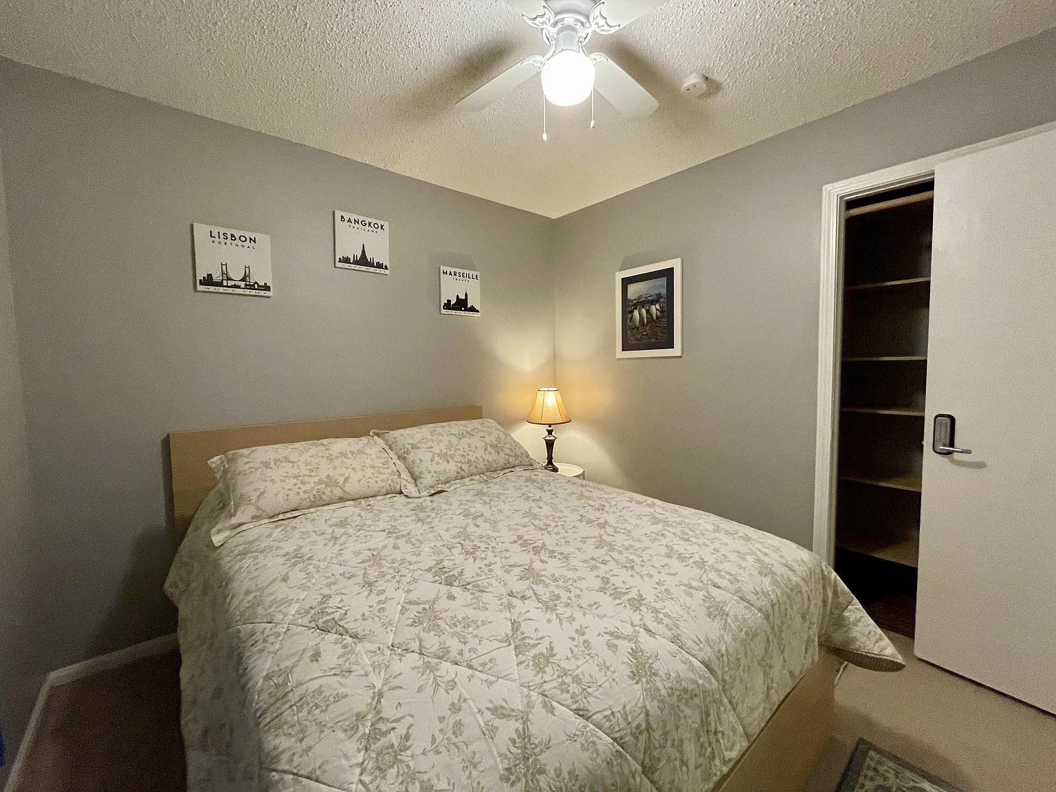 4 bed, 1.0 bath, 1100 sqft, $858 — Photo 4