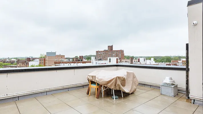 Rented by Nooklyn NYC LLC | media 32