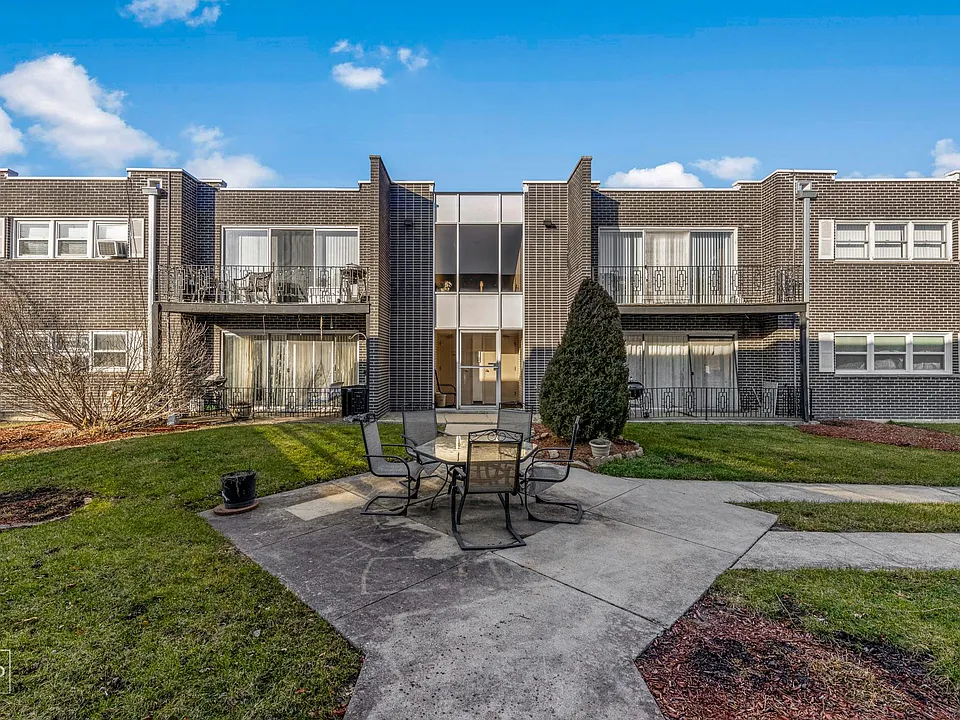 18330 Cherry Creek Dr #6