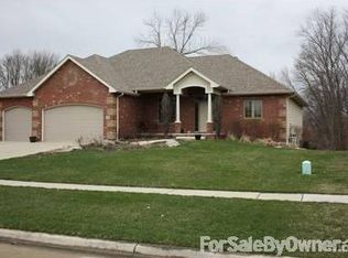 3412 SW Timberline Dr, Ankeny, IA 50023