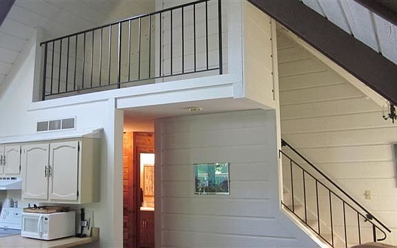 3rd image of 12 Delburne Dr