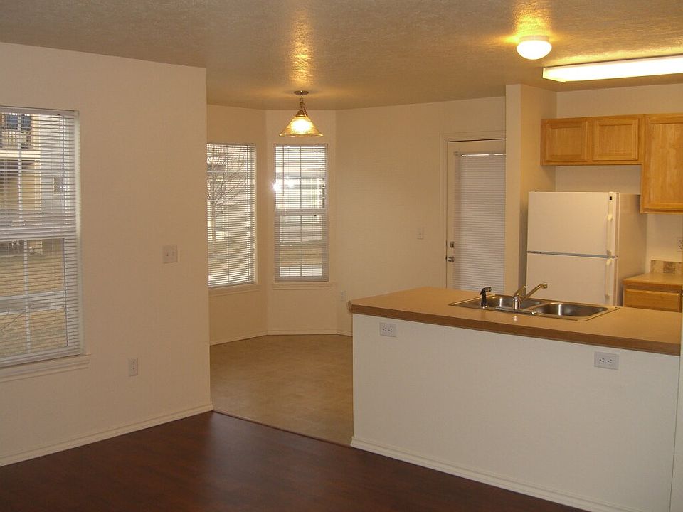 1st image of 11836 W Cloverfield Ln #101