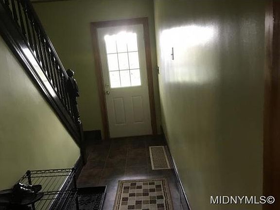4th image of 1004 Margery St