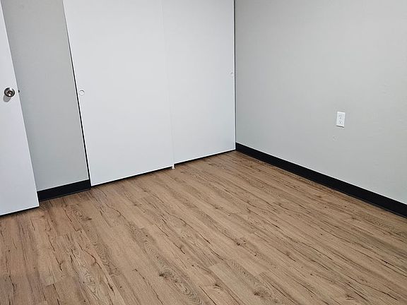 5th image of 1568 Lexington Ave APT 4A