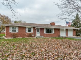 1951 Suzy St, Sandwich, IL 60548