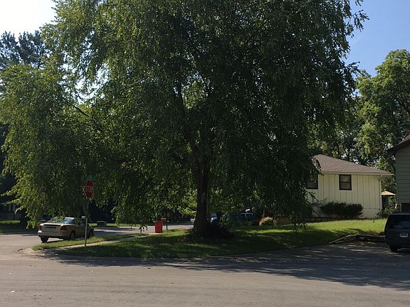 5th image of 506 NE Park Ct