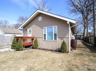 33571 N Idlewild Dr, Grayslake, IL 60030