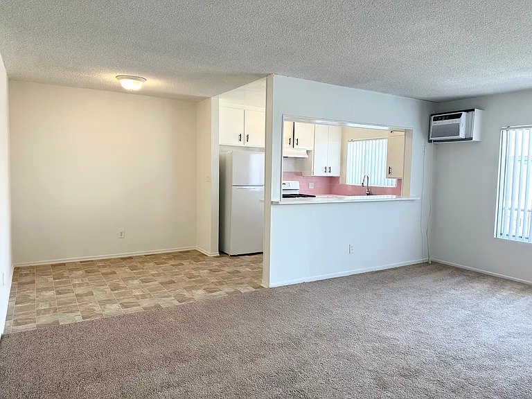 Open concept kitchen, dining, and livingroom