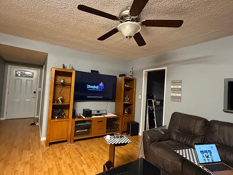 18601 Vincennes St #5 — Photo 15