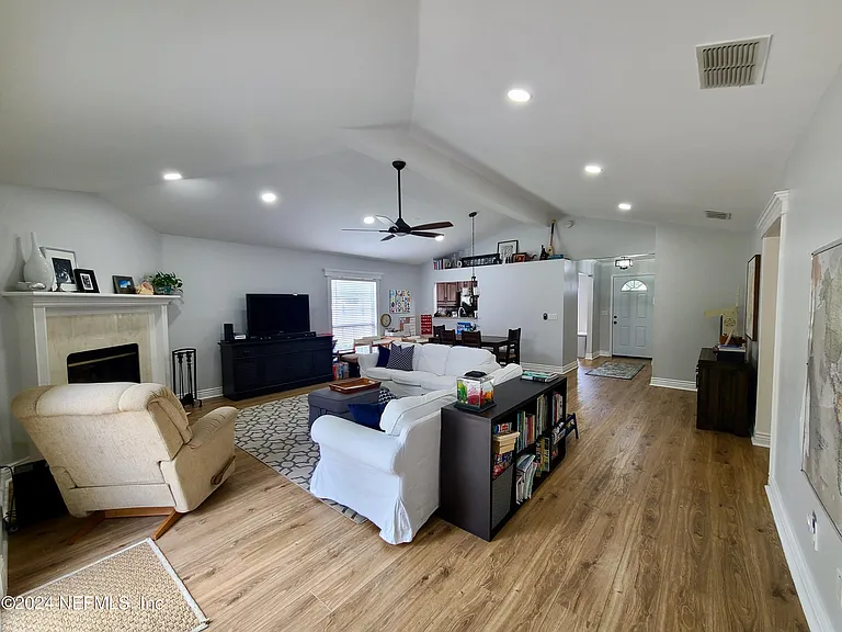 1150 Nesting Eagles Ln — Photo 6