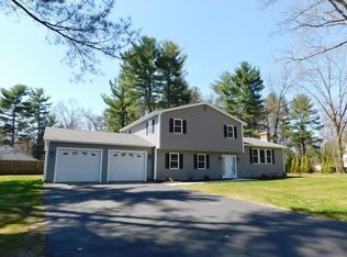 2 Walker Ave, Westfield, MA 01085