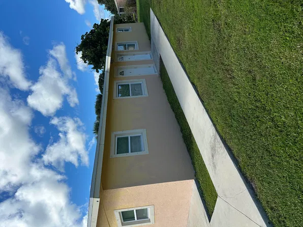 1400 Avenue I APT A, Fort Pierce, FL 34950