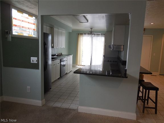 4th image of 175 Hawthorne Dr Unit 17