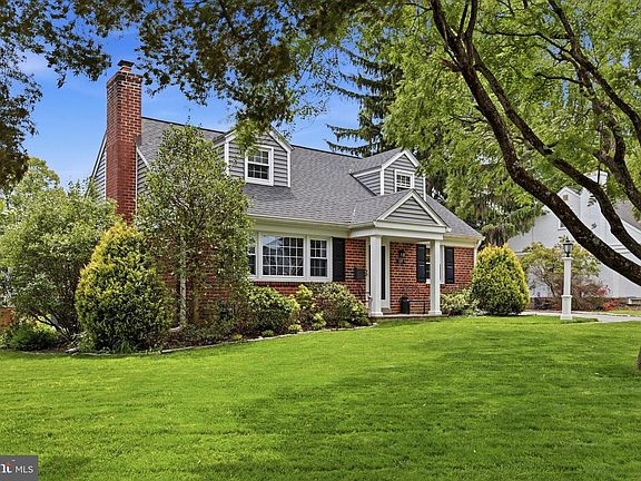 2nd image of 109 Rodney Cir