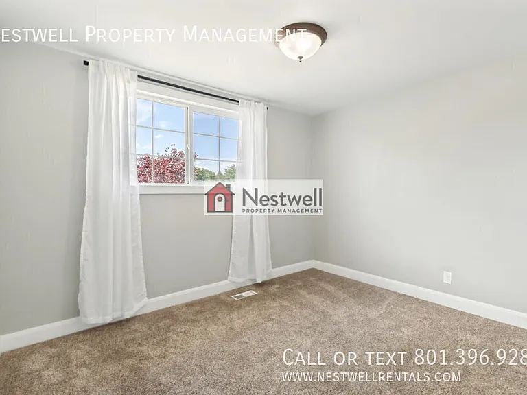 388 E 6220 S — Photo 22