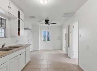 2403 S I St #A, Bakersfield, CA 93304