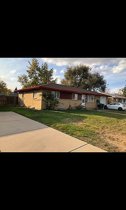 1st image of 2605 11th Ave