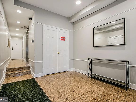 3rd image of 1117 New Hampshire Ave NW APT 6