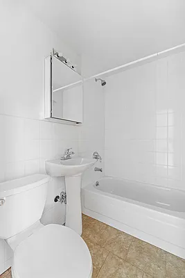 Rented by Compass | media 10