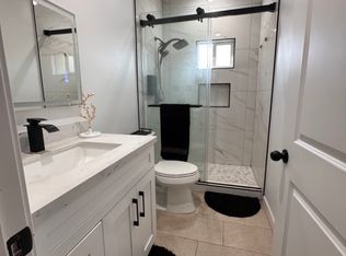 822 S Priscilla St #B, Anaheim, CA 92806