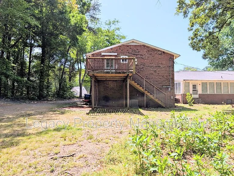 4421 Kernersville Rd — Photo 14