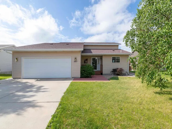 587 Stealth Ln, Box Elder, SD 57719