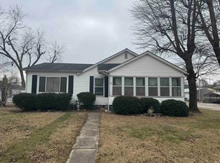 1012 Tulip St, Mitchell, IN 47446