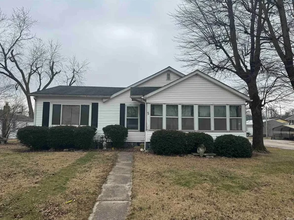 1012 Tulip St, Mitchell, IN 47446
