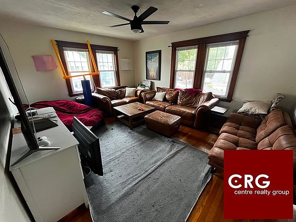 4th image of 8 Oliva Rd #2U