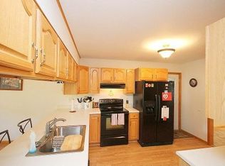 300 N Hugo Rd, Hindsboro, IL 61930