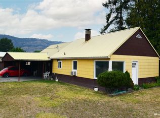 1621 Main St, Oroville, WA 98844