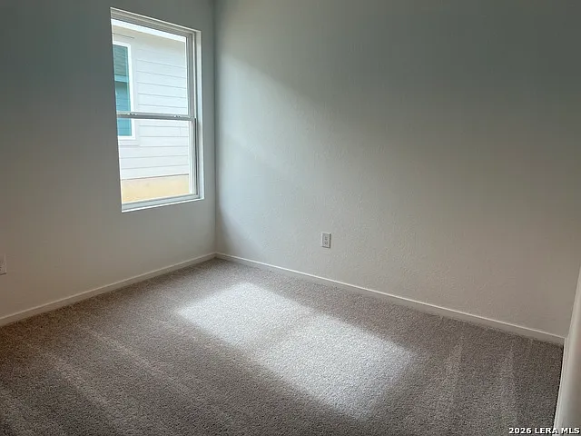 523 Layne Overlook — Photo 10