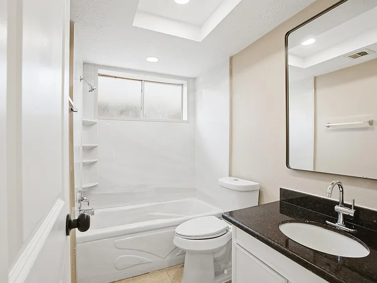 10506 Stockman Ln — Photo 22