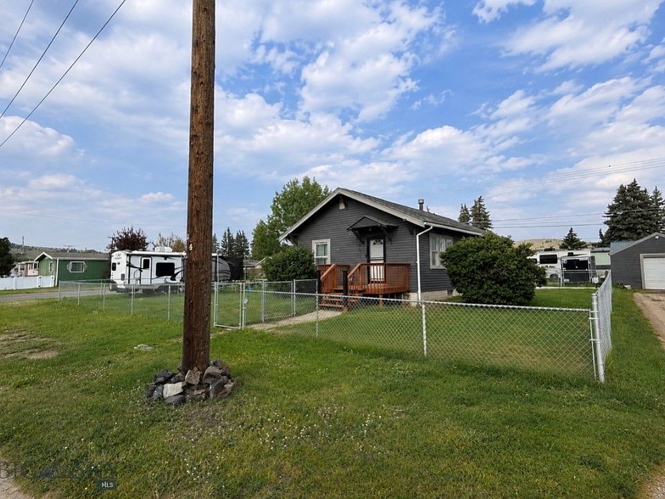 1st image of 2665 Placer St